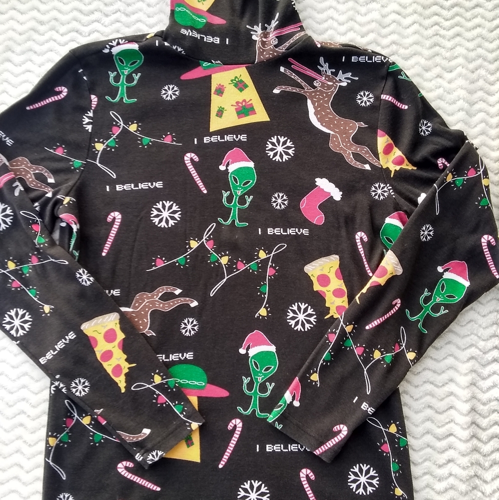 American Rag men's ugly Christmas alien spaceship sweater turtleneck